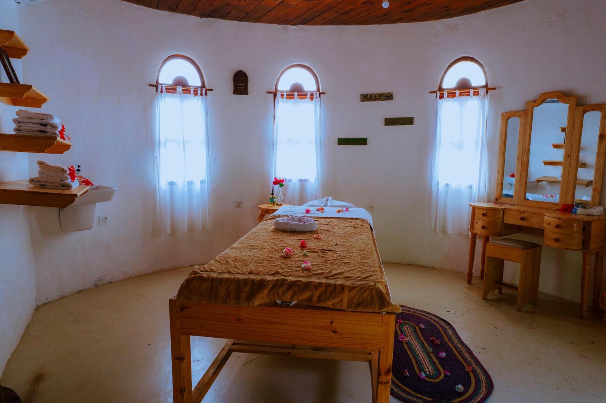 Mambo Ocean Resort Pwani Mchangani Exterior photo
