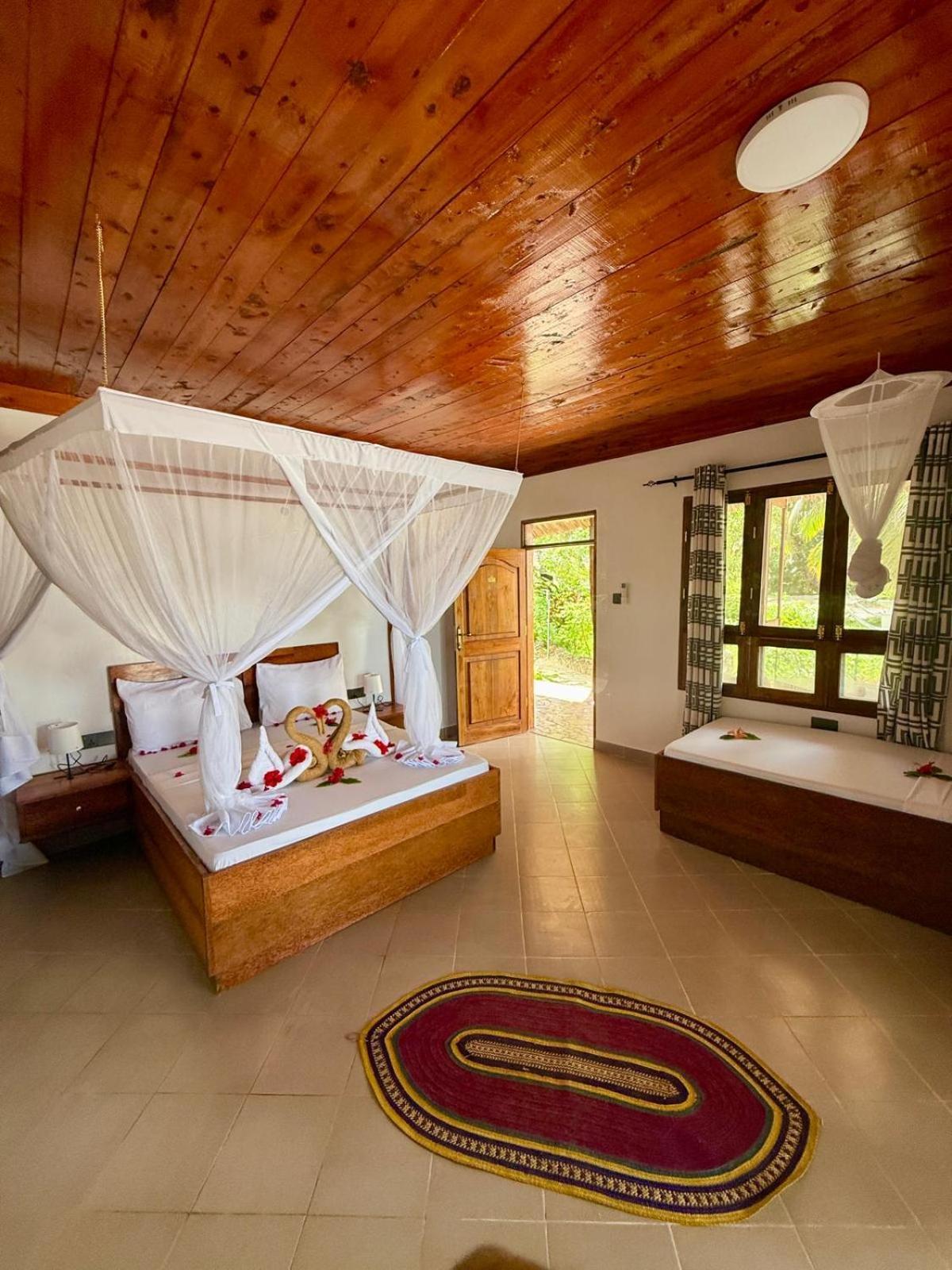 Mambo Ocean Resort Pwani Mchangani Exterior photo