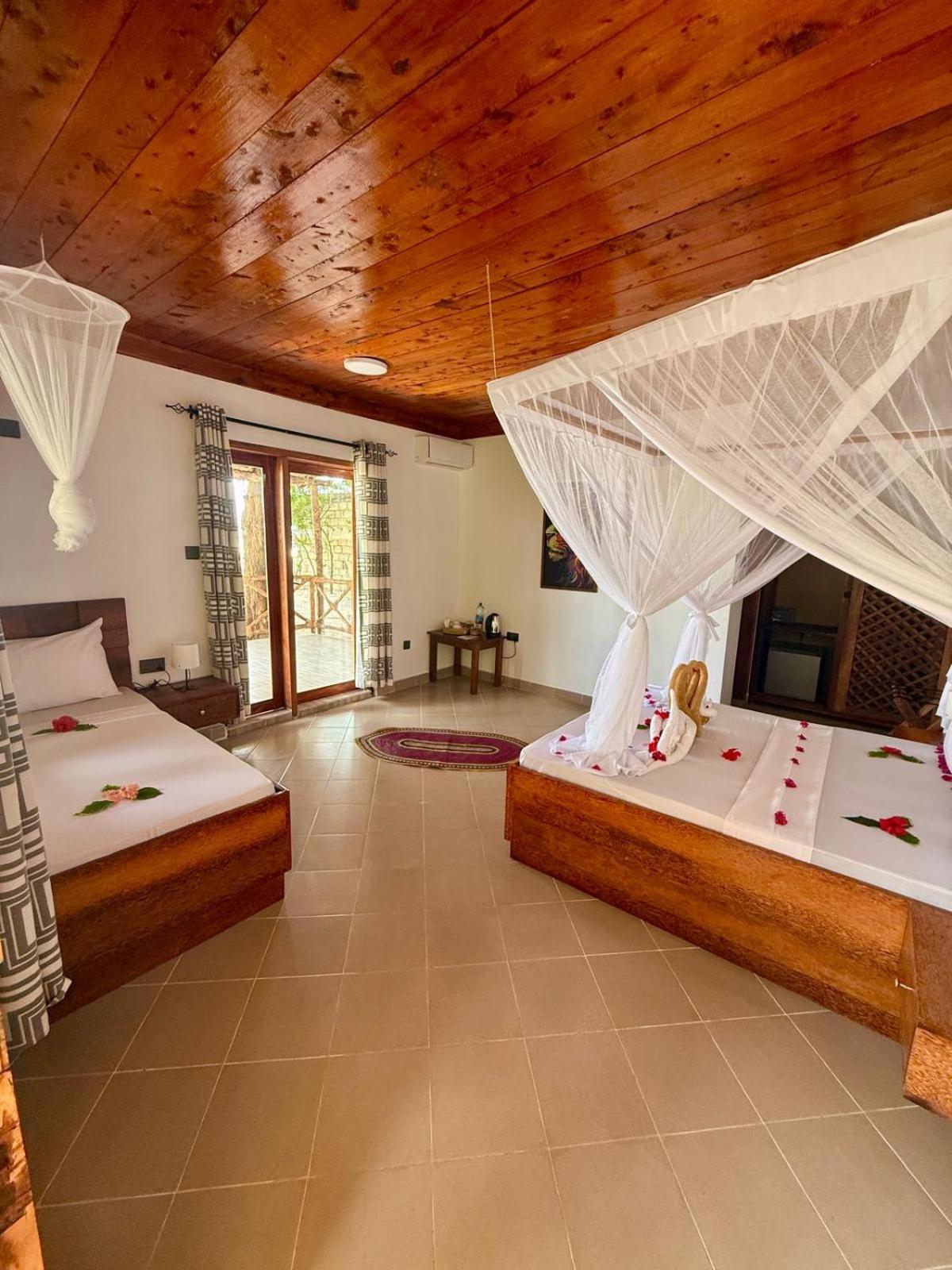 Mambo Ocean Resort Pwani Mchangani Exterior photo